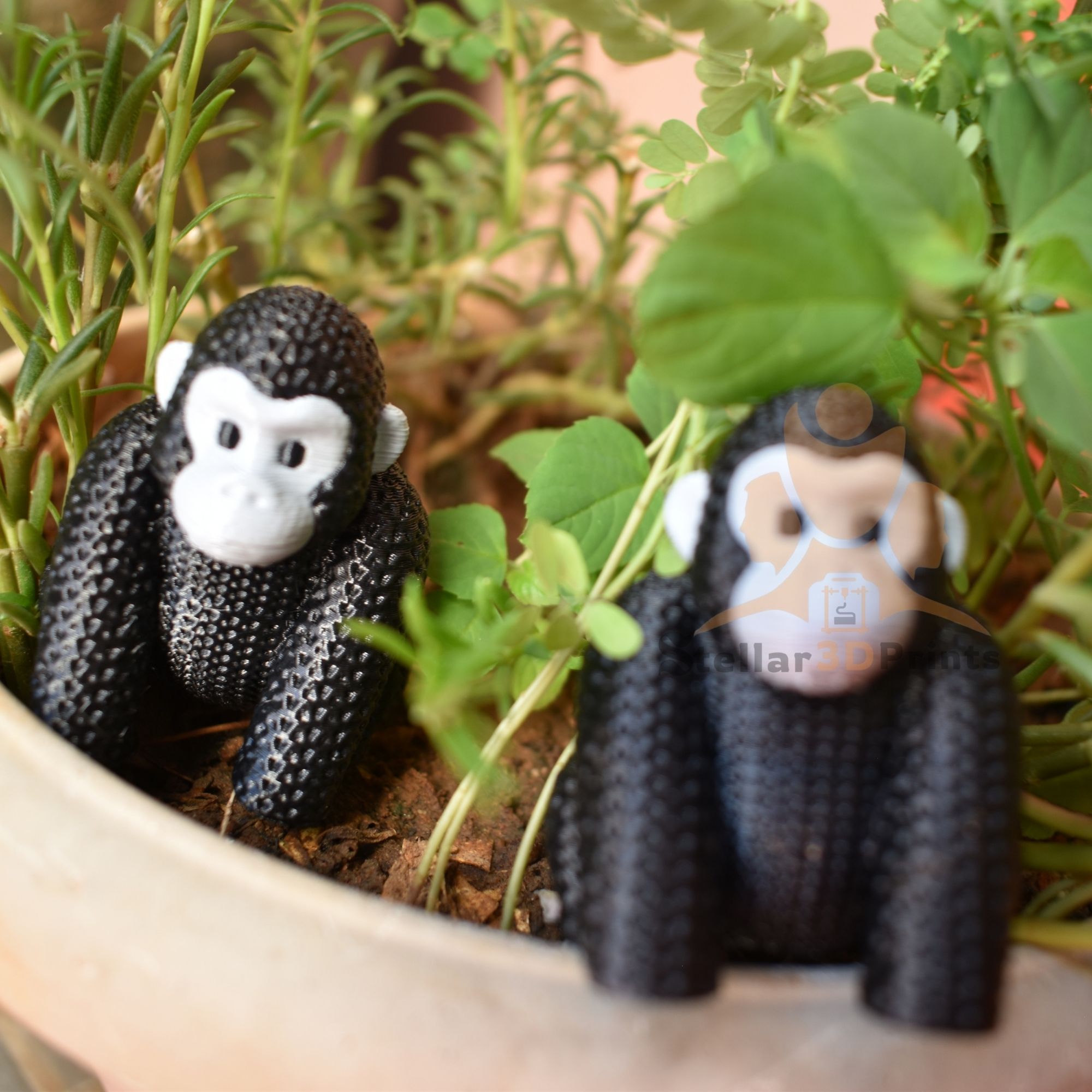 Knitted Gorilla - Image 3