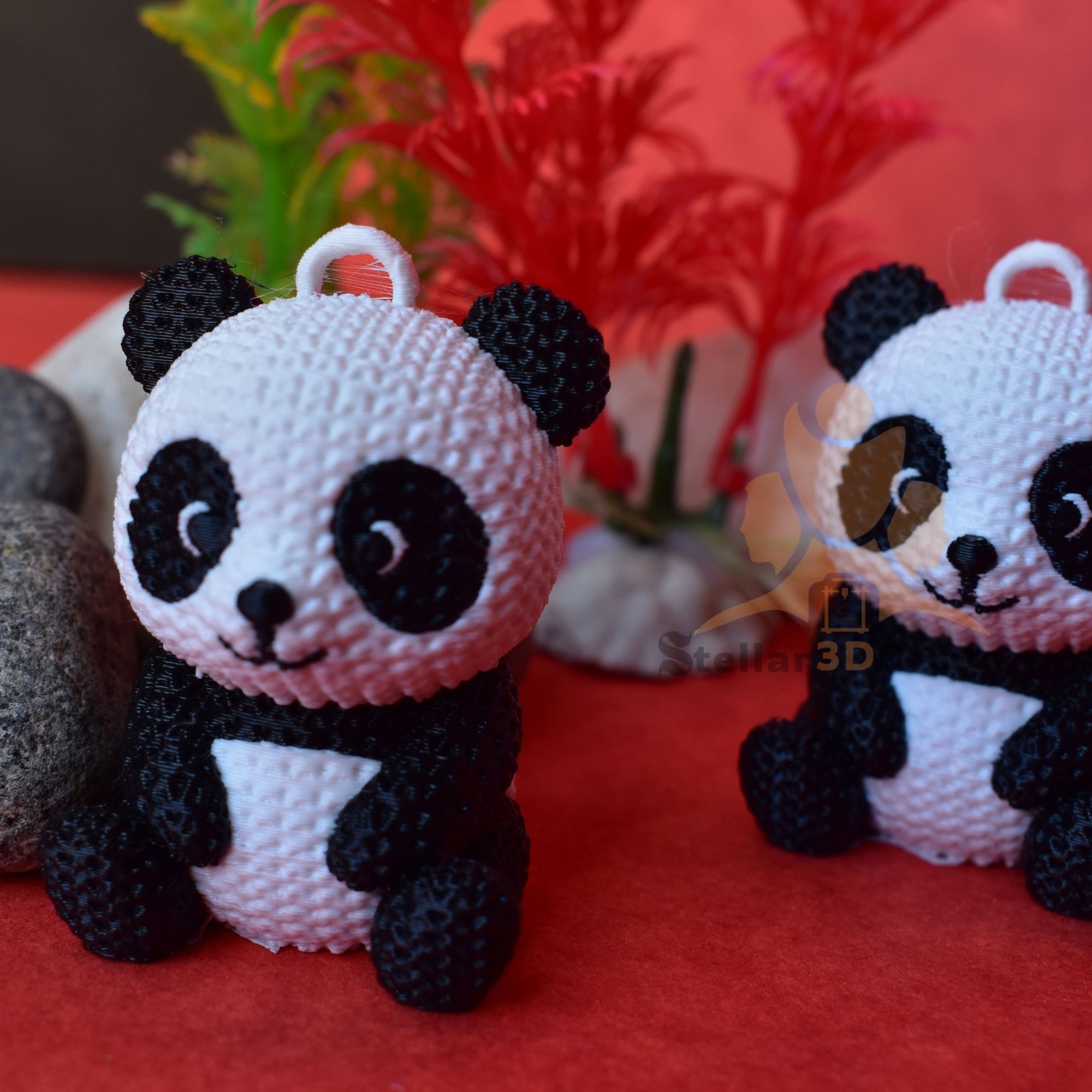 Knitted Panda - Image 3